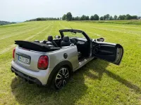 Używany Mini John Cooper Works Classic 231 KM (169 kW) 2024 Beżowy Hatchback