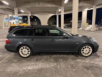 Gebraucht BMW 525 197 PS (144 kW) 2009 Grau Kombi