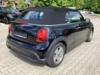 Gebraucht Mini Cooper Essential 136 PS (100 kW) 2023 Midnight schwarz Kleinwagen