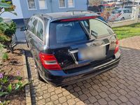 Gebraucht Mercedes C200 136 PS (100 kW) 2011 Schwarz Kombi