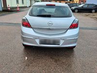 Gebraucht Opel Astra GTC 116 PS (85 kW) 2008 Silber Coupé
