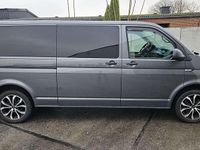 Gebraucht VW Transporter 150 PS (110 kW) 2016 Grau Van