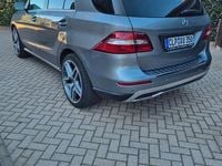Gebraucht Mercedes ML350 258 PS (189 kW) 2013 Grau SUV