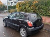 Gebraucht Kia Rio Basis 97 PS (71 kW) 2009 Schwarz Limousine