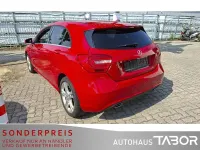 Gebraucht Mercedes A180 Urban 122 PS (89 kW) 2015 Jupiterrot  unilack Kleinwagen