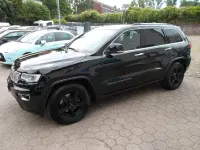 Gebraucht Jeep Grand Cherokee Overland 250 PS (183 kW) 2019 Diamond black SUV