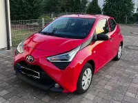 Gebraucht Toyota Aygo 72 PS (52 kW) 2019 Rot Kleinwagen