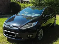 Gebraucht Ford Fiesta Titanium 70 PS (51 kW) 2011 Schwarz Kleinwagen