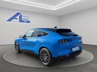 Gebraucht Ford Mustang Mach-E GT Extended Range 358 kW (487 PS) 2022 Grabber blue metallic SUV