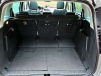 Gebraucht Peugeot 5008 Allure 150 PS (110 kW) 2016 Silber Van / Kleinbus