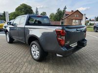 Neu Isuzu D-Max 163 PS (119 kW) 2025 Grau Pickup