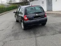 Second-hand Renault Clio II Expression 75 CP (55 kW) 2003 Negru Berlinǎ