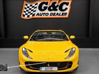 Gebraucht Ferrari 812 799 PS (587 kW) 2023 Gelb Cabrio