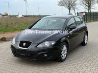 Second-hand Seat Leon Reference 105 CP (77 kW) 2011 Negru Hatchback