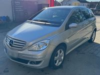 Gebraucht Mercedes B170 116 PS (85 kW) 2008 Silber Van / Kleinbus