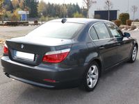 Gebraucht BMW 530 Sport Line 320 PS (235 kW) 2007 Grau metallic Limousine