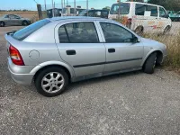 Gebraucht Opel Astra 101 PS (74 kW) 2002 Grau Limousine