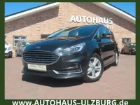 Gebraucht Ford S-MAX Titanium 190 PS (139 kW) 2022 Schwarz Van / Kleinbus