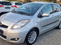 Gebraucht Toyota Yaris Sol 101 PS (74 kW) 2009 Silber Kleinwagen