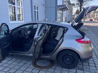 Gebraucht Renault Mégane Expression 101 PS (74 kW) 2010 Braun Limousine