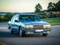Gebraucht Volvo 760 156 PS (114 kW) 1984 Blau Limousine