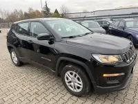 Gebraucht Jeep Compass Sport 140 PS (102 kW) 2018 Schwarz SUV