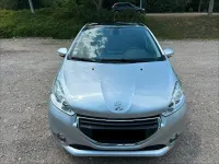Gebraucht Peugeot 208 114 PS (83 kW) 2012 Silber Kleinwagen