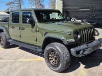 Gebraucht Jeep Gladiator Overland 264 PS (194 kW) 2021 Grün Pickup