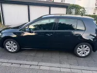 Gebraucht VW Golf VII 125 PS (91 kW) 2018 Schwarz Kleinwagen