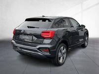 Neu Audi Q2 Advanced Plus 150 PS (110 kW) 2025 Manhattangrau metallic SUV