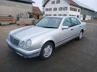 Gebraucht Mercedes E230 1991 Silber Limousine