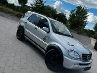 Gebraucht Mercedes ML270 163 PS (119 kW) 2003 Silber SUV