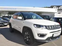 Gebraucht Jeep Compass Opening Edition 140 PS (102 kW) 2017 Pearl white tricoat (metallic) SUV