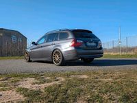 Gebraucht BMW 320 163 PS (119 kW) 2007 Grau Kombi