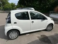 Gebraucht Citroën C1 68 PS (50 kW) 2013 Weiß Kleinwagen