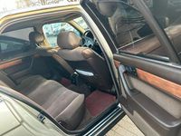 Gebraucht BMW 730 188 PS (138 kW) 1989 Gold Limousine