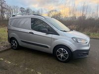 Usado Ford Transit 101 HP (74 kW) 2016 Prateado Monovolume