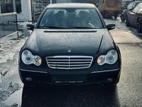 Gebraucht Mercedes C220 143 PS (105 kW) 2005 Schwarz Limousine