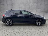 Gebraucht VW Golf VII Active 150 PS (110 kW) 2021 Schwarz Kleinwagen