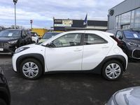 Gebraucht Toyota Aygo X X-play 72 PS (52 kW) 2024 Schneeweiß SUV