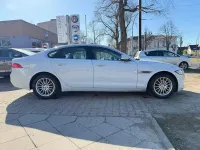 Gebraucht Jaguar XF Pure 179 PS (131 kW) 2016 Weiß Limousine