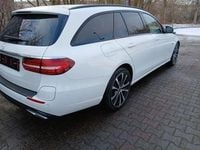 Gebraucht Mercedes E300 194 PS (142 kW) 2021 Weiß Kombi