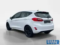 Gebraucht Ford Fiesta Cool & Connect 101 PS (74 kW) 2017 Weiß Kleinwagen