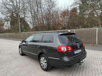 Gebraucht VW Passat Highline 140 PS (102 kW) 2009 Limousine