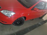 Gebraucht Toyota Corolla 110 PS (80 kW) 2003 Rot Kleinwagen