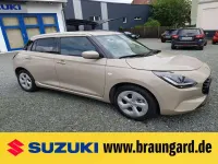 Gebraucht Suzuki Swift Comfort 83 PS (61 kW) 2024 Caravan ivory pearl Kleinwagen