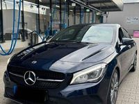 Gebraucht Mercedes CLA220 Edition 177 PS (130 kW) 2018 Blau Limousine