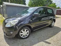 Gebraucht Renault Twingo Authentique 58 PS (42 kW) 2010 Schwarzmetallic Kleinwagen