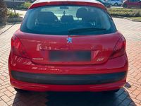 Gebraucht Peugeot 207 73 PS (53 kW) 2009 Rot Kleinwagen