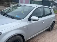 Gebraucht Kia Ceed 109 PS (80 kW) 2009 Silber Kleinwagen